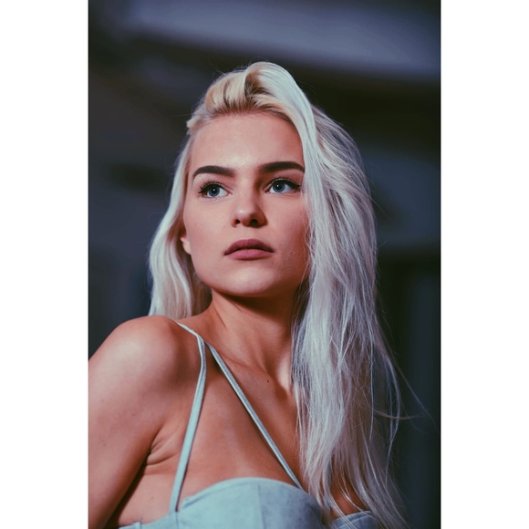 Meet your Posher, Ingrida - Picture 1 of 1